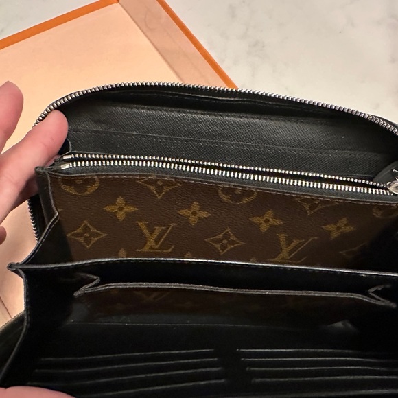 Louis Vuitton Zippy XL Monoram - Picture 3 of 5